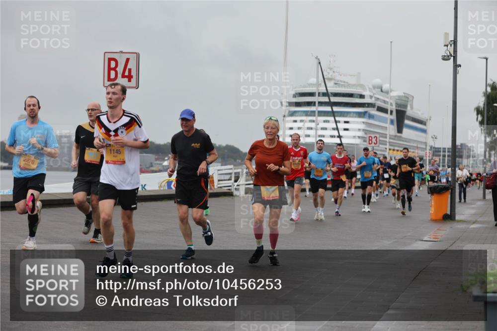 13.09.2026 - Kiel Lauf Andreas Tolksdorf http://msf.ph/oto/10456253 13.09.2026 11:56:53 Kiellinie 2270, 4, 1145, 3 meine-sportfotos.de