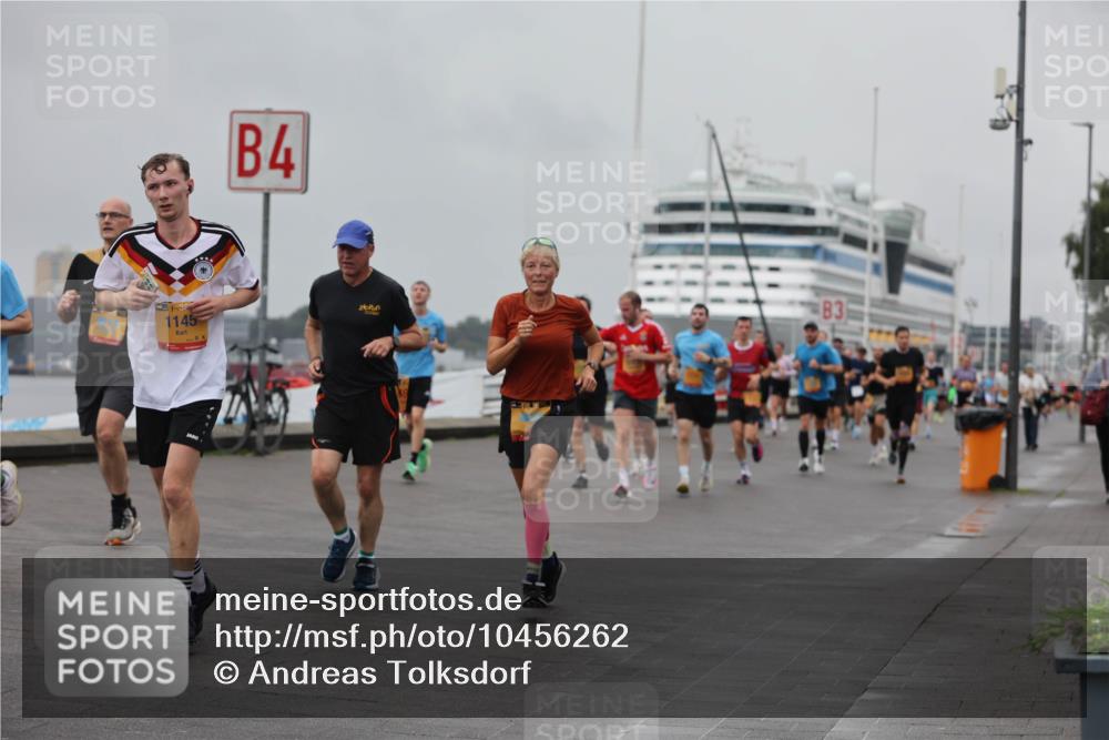 13.09.2026 - Kiel Lauf Andreas Tolksdorf http://msf.ph/oto/10456262 13.09.2026 11:56:54 Kiellinie 4, 1145, 83 meine-sportfotos.de