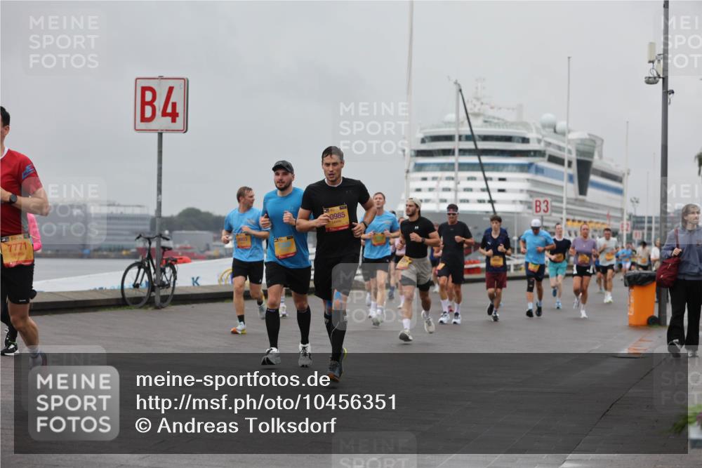 13.09.2026 - Kiel Lauf Andreas Tolksdorf http://msf.ph/oto/10456351 13.09.2026 11:57:00 Kiellinie 139, 7771, 4, 0985, 3 meine-sportfotos.de