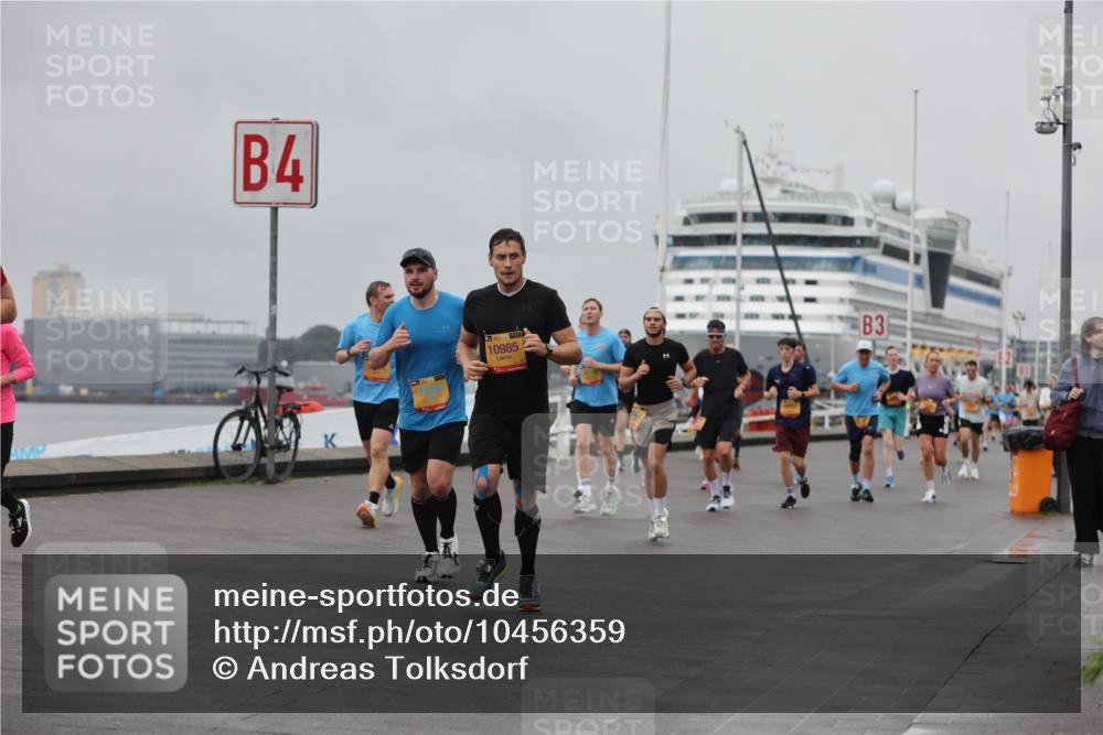 13.09.2026 - Kiel Lauf Andreas Tolksdorf http://msf.ph/oto/10456359 13.09.2026 11:57:01 Kiellinie 4, 10985, 3 meine-sportfotos.de