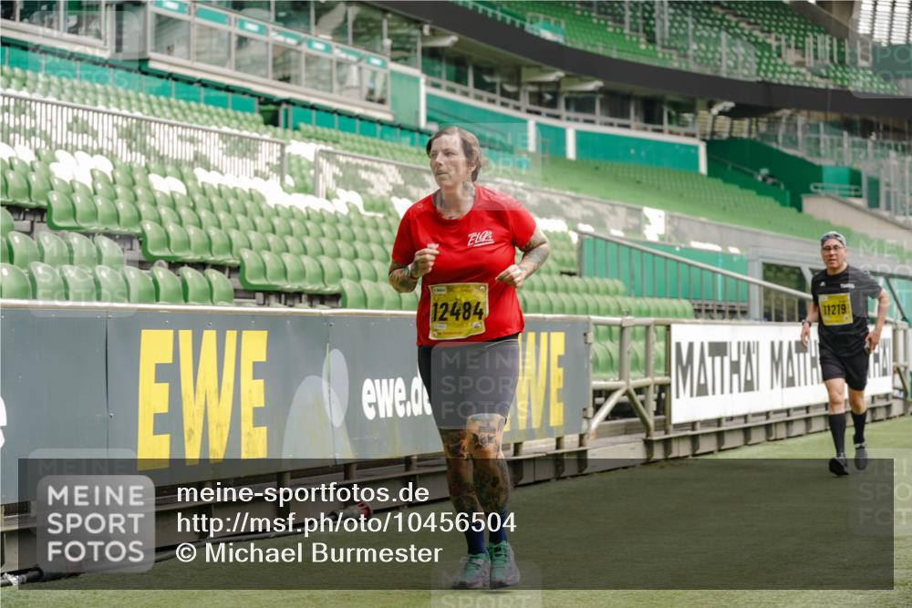 13.09.2026 - 21. swb-Marathon Bremen Michael Burmester http://msf.ph/oto/10456504 13.09.2026 10:33:14 Laufen im Stadion 10018, 10067, 10078, 10166, 10184, 10203, 10211, 10226, 10236, 10243, 10246, 10249, 10255, 10256, 10297, 10300, 10322, 10355, 10365, 10372, 10374, 10379, 10383, 10394, 10408, 10410, 10423, 10428, 10443, 10486, 10494, 10503, 10517, 10518, 10530, 10540, 10550, 10565, 10578, 10604, 10646, 10668, 10670, 10673, 10675, 10687, 10690, 10691, 10699, 10703, 10707, 10721, 10728, 10745, 10749, 10750, 10771, 10772, 10787, 10788, 10794, 10809 meine-sportfotos.de