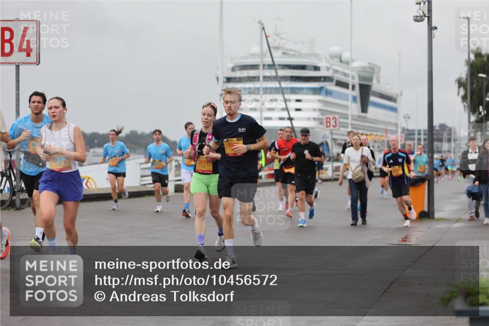 13.09.2026 - Kiel Lauf Andreas Tolksdorf http://msf.ph/oto/10456572 13.09.2026 11:57:24 Kiellinie 4, 3171, 39, 28, 3 meine-sportfotos.de