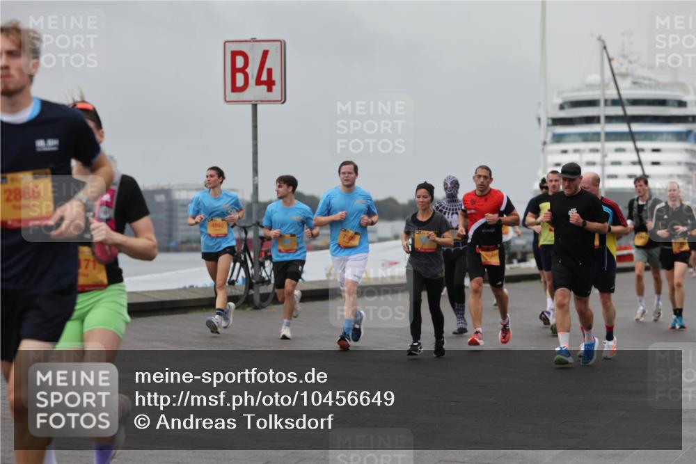 13.09.2026 - Kiel Lauf Andreas Tolksdorf http://msf.ph/oto/10456649 13.09.2026 11:57:27 Kiellinie 2866, 171, 4860, 4 meine-sportfotos.de