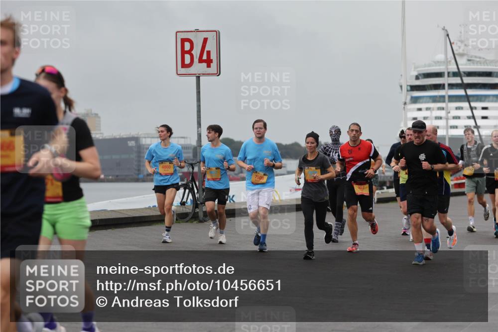 13.09.2026 - Kiel Lauf Andreas Tolksdorf http://msf.ph/oto/10456651 13.09.2026 11:57:27 Kiellinie 66, 4860, 4, 42, 7508, 357 meine-sportfotos.de