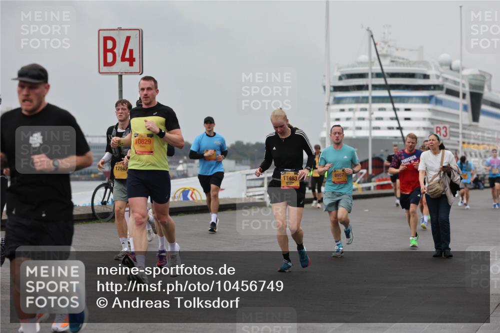 13.09.2026 - Kiel Lauf Andreas Tolksdorf http://msf.ph/oto/10456749 13.09.2026 11:57:31 Kiellinie 4, 12847, 1, 39, 10829, 11483, 8957, 3 meine-sportfotos.de