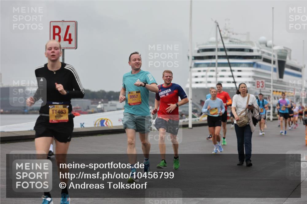 13.09.2026 - Kiel Lauf Andreas Tolksdorf http://msf.ph/oto/10456799 13.09.2026 11:57:34 Kiellinie 4, 11483, 39, 8957, 1, 2025, 3 meine-sportfotos.de