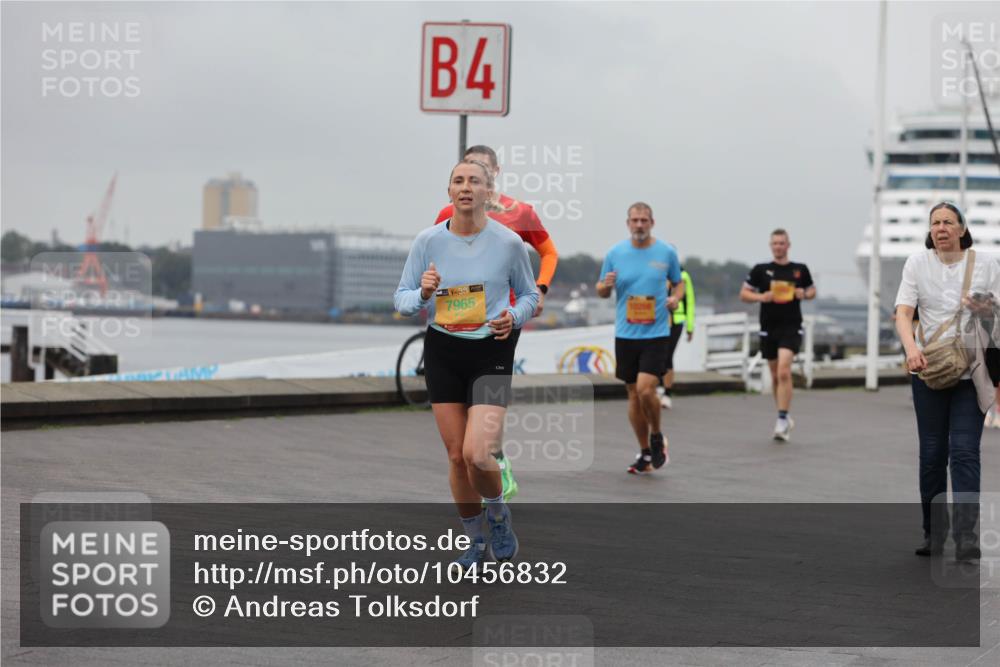 13.09.2026 - Kiel Lauf Andreas Tolksdorf http://msf.ph/oto/10456832 13.09.2026 11:57:39 Kiellinie 4, 39, 7965 meine-sportfotos.de