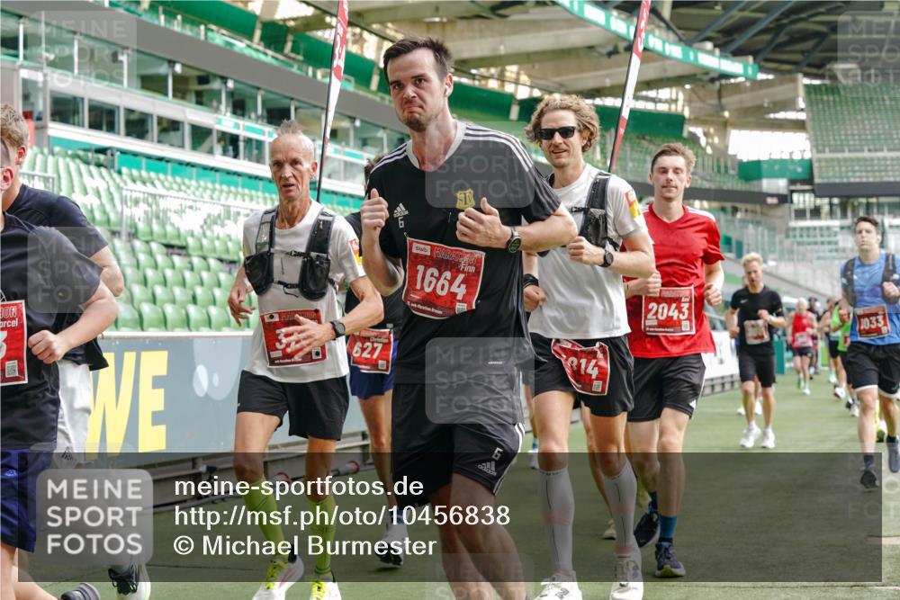 13.09.2026 - 21. swb-Marathon Bremen Michael Burmester http://msf.ph/oto/10456838 13.09.2026 12:53:39 Laufen im Stadion 102, 107, 145, 161, 189, 313, 376, 385, 461, 472, 481, 541, 560, 615, 616, 666, 675, 683, 696, 740, 755, 792, 816, 827, 982, 985, 987, 1033, 1056, 1076, 1207, 1252, 1297, 1419, 1433, 1445, 1468, 1528, 1542, 1551, 1631, 1646, 1658, 1664, 1704, 1707, 1814, 2007, 2043, 2055, 2203, 2280, 2350, 2362, 2401, 2422, 2454, 2480, 2498, 2499, 2623, 2701, 2767, 2820, 2824, 2858, 2882, 2913, 2962, 2971, 2997, 3054, 3085, 3149, 3236, 3336, 3357, 3362, 3413, 3448, 4283, 4605 meine-sportfotos.de