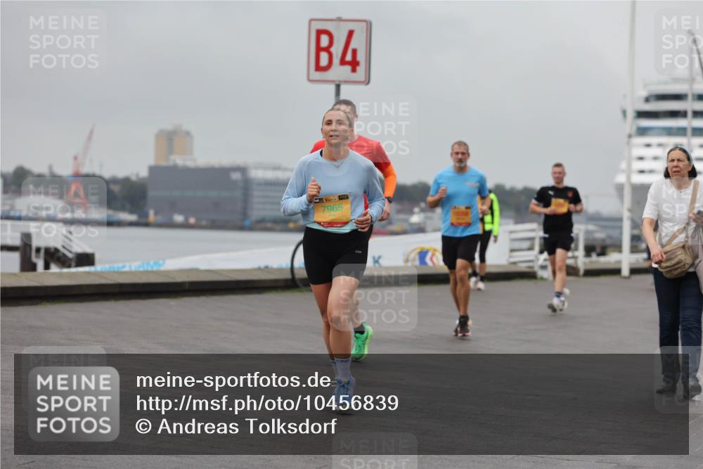 13.09.2026 - Kiel Lauf Andreas Tolksdorf http://msf.ph/oto/10456839 13.09.2026 11:57:39 Kiellinie 4, 38, 7965 meine-sportfotos.de