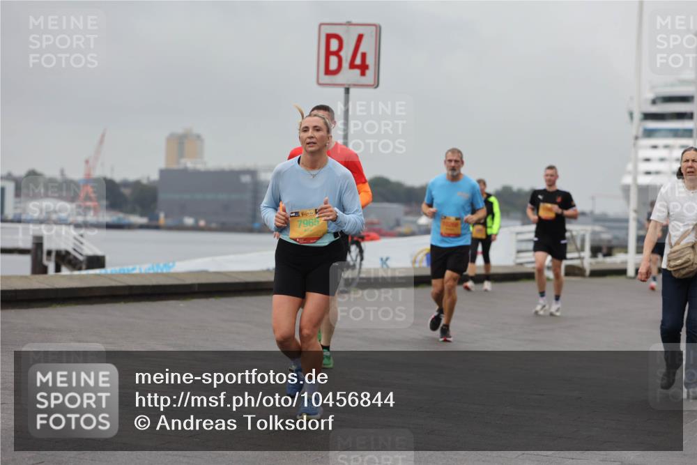 13.09.2026 - Kiel Lauf Andreas Tolksdorf http://msf.ph/oto/10456844 13.09.2026 11:57:39 Kiellinie 38, 7965, 4 meine-sportfotos.de