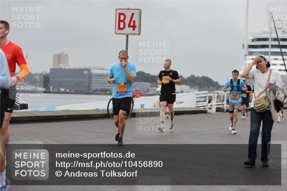 13.09.2026 - Kiel Lauf Andreas Tolksdorf http://msf.ph/oto/10456890 13.09.2026 11:57:40 Kiellinie 4, 39, 10266, 5102 meine-sportfotos.de