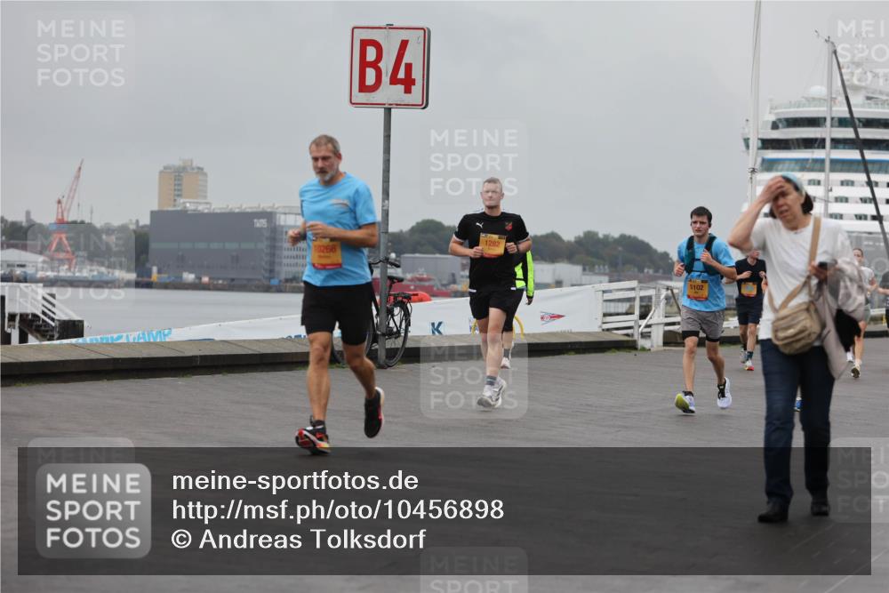 13.09.2026 - Kiel Lauf Andreas Tolksdorf http://msf.ph/oto/10456898 13.09.2026 11:57:41 Kiellinie 4, 1282, 10266, 30455, 5102 meine-sportfotos.de