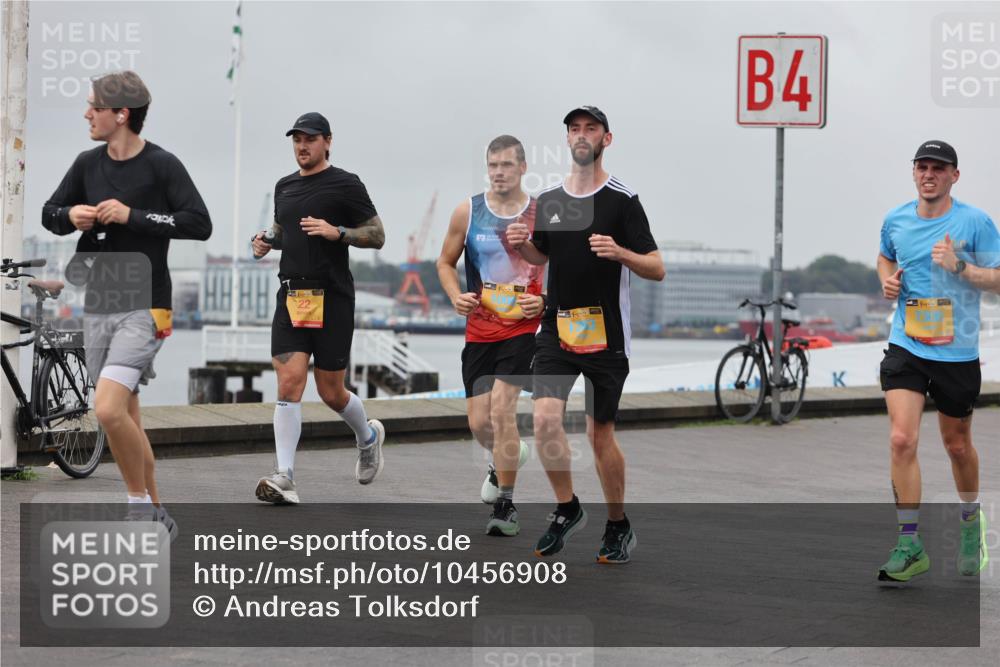 13.09.2026 - Kiel Lauf Andreas Tolksdorf http://msf.ph/oto/10456908 13.09.2026 11:58:00 Kiellinie 78 meine-sportfotos.de