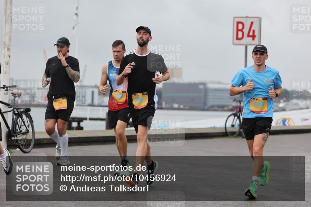 13.09.2026 - Kiel Lauf Andreas Tolksdorf http://msf.ph/oto/10456924 13.09.2026 11:58:00 Kiellinie 22, 4, 7306 meine-sportfotos.de