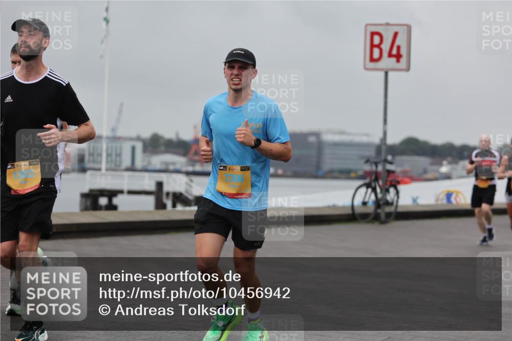 13.09.2026 - Kiel Lauf Andreas Tolksdorf http://msf.ph/oto/10456942 13.09.2026 11:58:01 Kiellinie 4, 38, 38, 7306, 4 meine-sportfotos.de