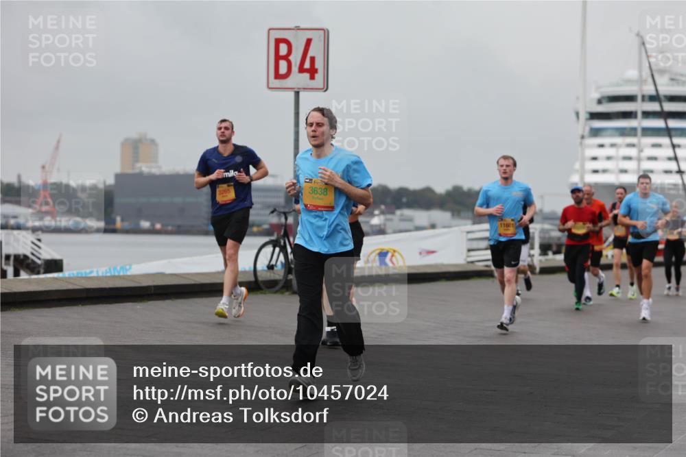 13.09.2026 - Kiel Lauf Andreas Tolksdorf http://msf.ph/oto/10457024 13.09.2026 11:58:06 Kiellinie 4, 3265, 3638, 11601 meine-sportfotos.de