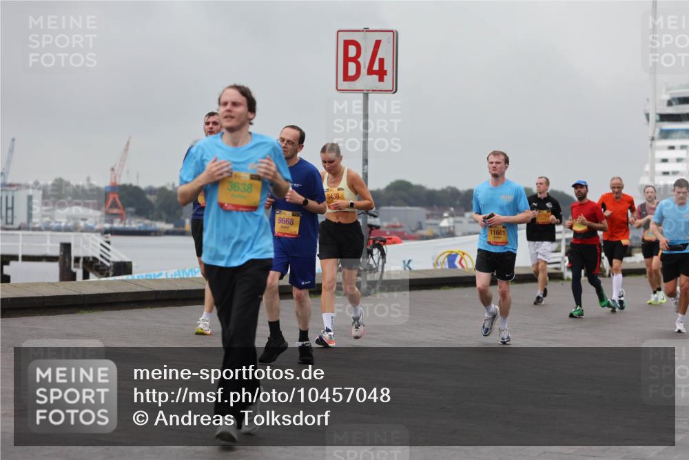 13.09.2026 - Kiel Lauf Andreas Tolksdorf http://msf.ph/oto/10457048 13.09.2026 11:58:07 Kiellinie 3638, 9668, 3438, 4, 11601 meine-sportfotos.de