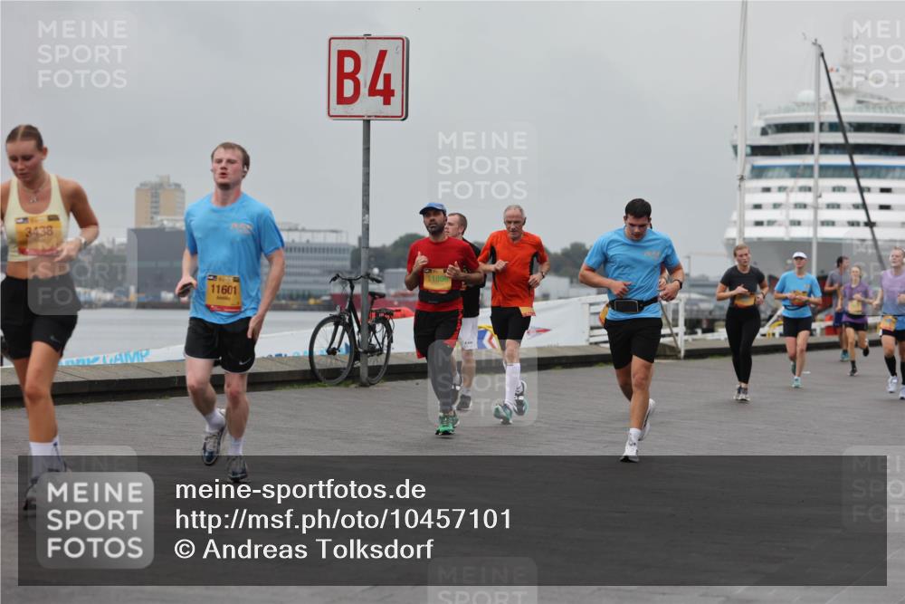 13.09.2026 - Kiel Lauf Andreas Tolksdorf http://msf.ph/oto/10457101 13.09.2026 11:58:09 Kiellinie 3438, 4, 11601, 11898 meine-sportfotos.de