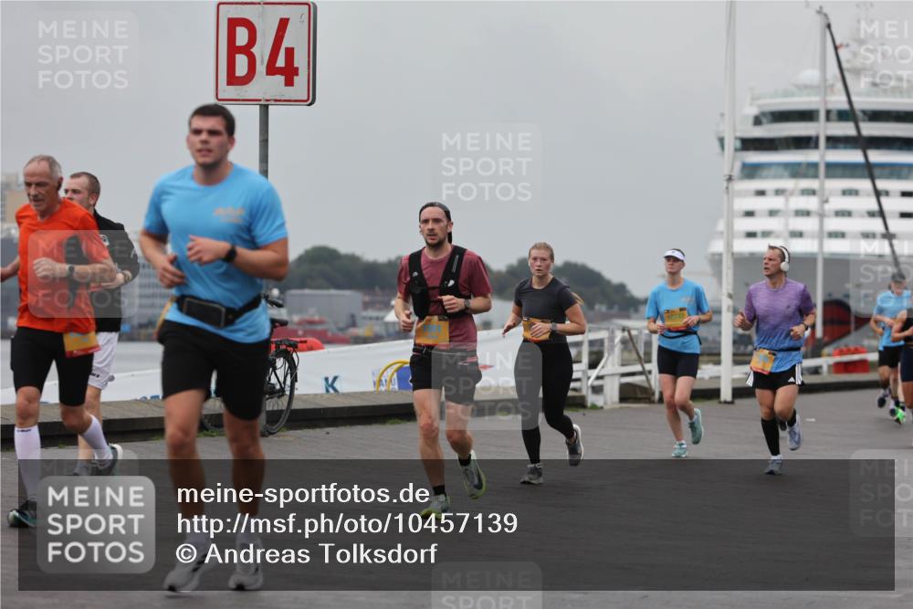 13.09.2026 - Kiel Lauf Andreas Tolksdorf http://msf.ph/oto/10457139 13.09.2026 11:58:12 Kiellinie 4 meine-sportfotos.de