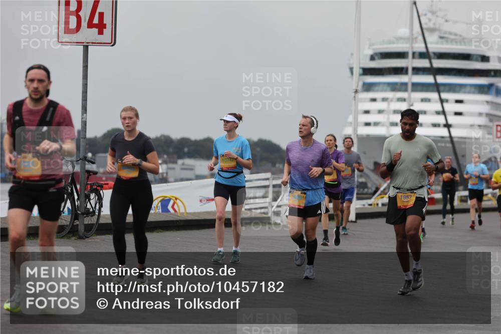 13.09.2026 - Kiel Lauf Andreas Tolksdorf http://msf.ph/oto/10457182 13.09.2026 11:58:14 Kiellinie 4, 1957 meine-sportfotos.de