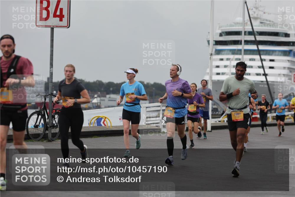 13.09.2026 - Kiel Lauf Andreas Tolksdorf http://msf.ph/oto/10457190 13.09.2026 11:58:14 Kiellinie 4, 1957 meine-sportfotos.de