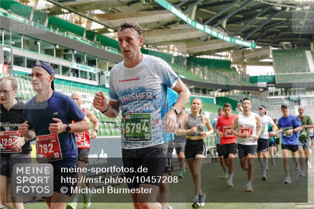13.09.2026 - 21. swb-Marathon Bremen Michael Burmester http://msf.ph/oto/10457208 13.09.2026 12:53:48 Laufen im Stadion 102, 107, 145, 161, 189, 313, 376, 385, 461, 472, 481, 541, 560, 615, 616, 666, 675, 683, 696, 740, 755, 792, 816, 827, 982, 985, 987, 1033, 1056, 1076, 1207, 1252, 1297, 1419, 1433, 1445, 1468, 1528, 1542, 1551, 1631, 1646, 1658, 1664, 1704, 1707, 1814, 2007, 2043, 2055, 2203, 2280, 2350, 2362, 2401, 2422, 2454, 2480, 2499, 2623, 2701, 2767, 2801, 2820, 2824, 2858, 2882, 2913, 2962, 2971, 2997, 3012, 3054, 3149, 3236, 3336, 3357, 3362, 3413, 3448, 4605 meine-sportfotos.de