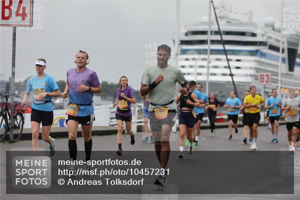13.09.2026 - Kiel Lauf Andreas Tolksdorf http://msf.ph/oto/10457231 13.09.2026 11:58:16 Kiellinie 4, 10747, 9537, 1957, 3 meine-sportfotos.de