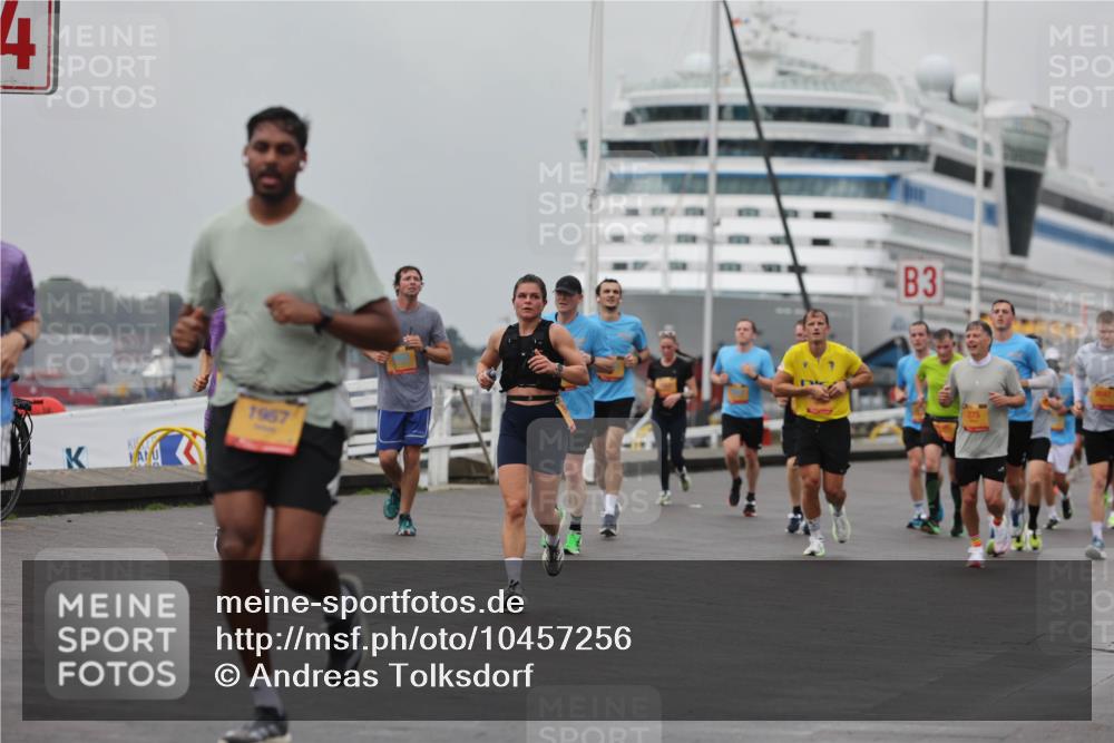 13.09.2026 - Kiel Lauf Andreas Tolksdorf http://msf.ph/oto/10457256 13.09.2026 11:58:17 Kiellinie 4, 1967, 3 meine-sportfotos.de