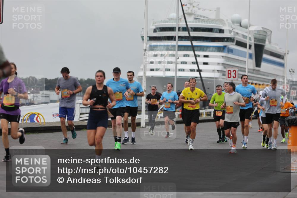 13.09.2026 - Kiel Lauf Andreas Tolksdorf http://msf.ph/oto/10457282 13.09.2026 11:58:18 Kiellinie 161, 3, 7951, 275, 9597, 81 meine-sportfotos.de