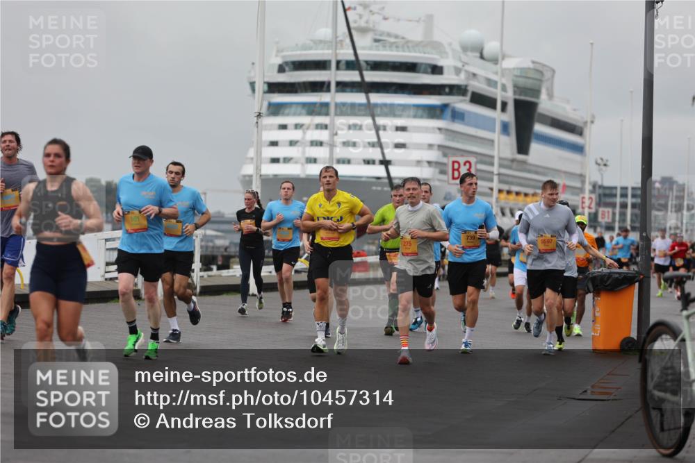 13.09.2026 - Kiel Lauf Andreas Tolksdorf http://msf.ph/oto/10457314 13.09.2026 11:58:19 Kiellinie  meine-sportfotos.de