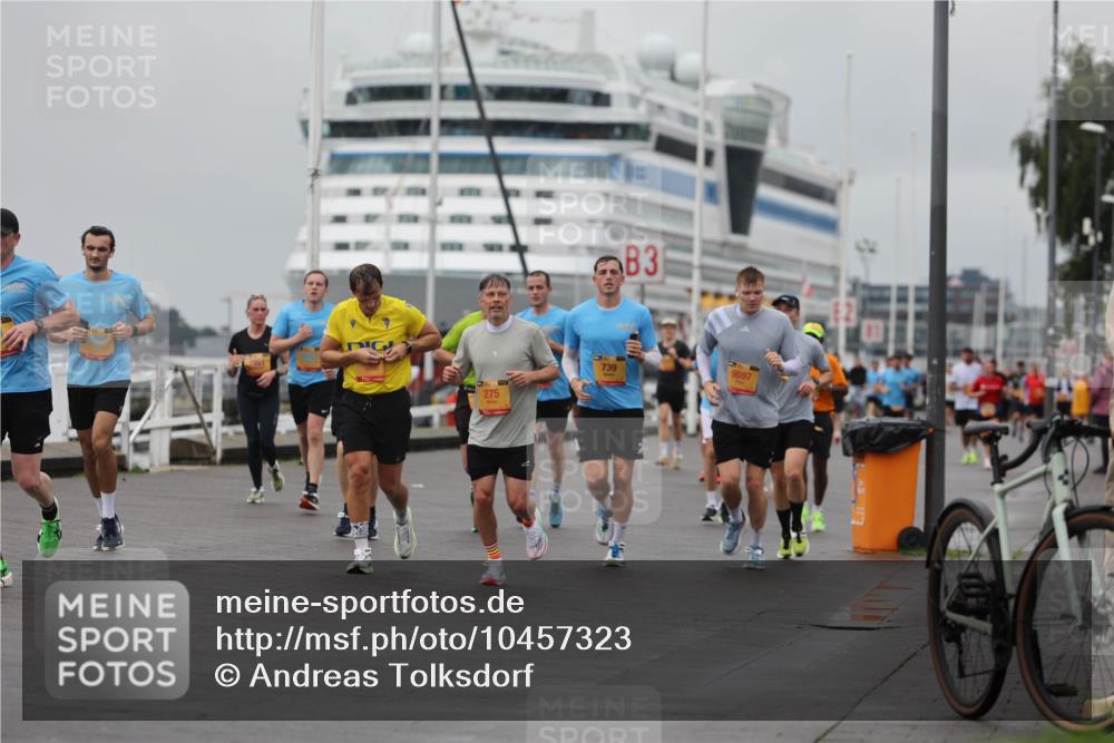 13.09.2026 - Kiel Lauf Andreas Tolksdorf http://msf.ph/oto/10457323 13.09.2026 11:58:20 Kiellinie 275, 3, 739, 9597 meine-sportfotos.de
