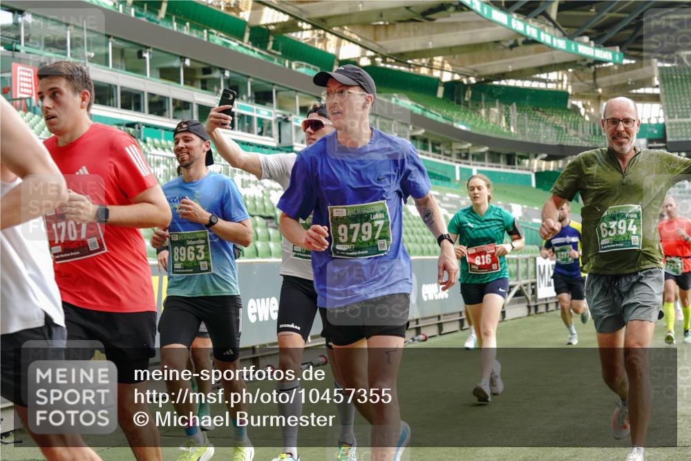 13.09.2026 - 21. swb-Marathon Bremen Michael Burmester http://msf.ph/oto/10457355 13.09.2026 12:53:51 Laufen im Stadion 102, 145, 161, 189, 313, 376, 385, 461, 472, 481, 541, 560, 615, 616, 666, 675, 683, 696, 740, 755, 792, 816, 827, 982, 985, 987, 1033, 1053, 1056, 1076, 1207, 1252, 1297, 1419, 1433, 1445, 1468, 1528, 1542, 1551, 1631, 1646, 1658, 1664, 1704, 1707, 1814, 2007, 2043, 2055, 2203, 2280, 2350, 2362, 2401, 2422, 2454, 2480, 2499, 2623, 2701, 2767, 2801, 2820, 2824, 2858, 2882, 2913, 2962, 2971, 2997, 3012, 3054, 3149, 3206, 3236, 3357, 3362, 3413, 4605 meine-sportfotos.de