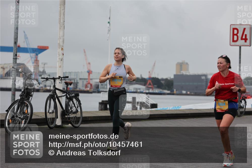 13.09.2026 - Kiel Lauf Andreas Tolksdorf http://msf.ph/oto/10457461 13.09.2026 11:58:42 Kiellinie 716, 819, 4 meine-sportfotos.de