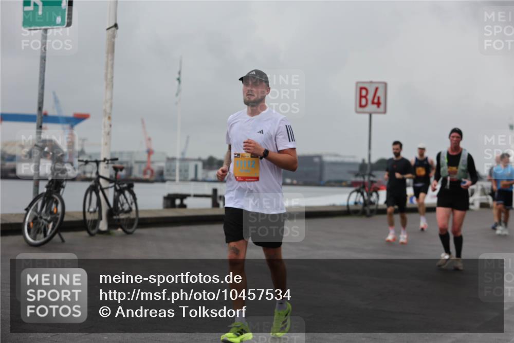 13.09.2026 - Kiel Lauf Andreas Tolksdorf http://msf.ph/oto/10457534 13.09.2026 11:58:46 Kiellinie 4 meine-sportfotos.de
