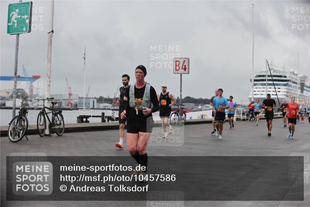 13.09.2026 - Kiel Lauf Andreas Tolksdorf http://msf.ph/oto/10457586 13.09.2026 11:58:48 Kiellinie 4 meine-sportfotos.de