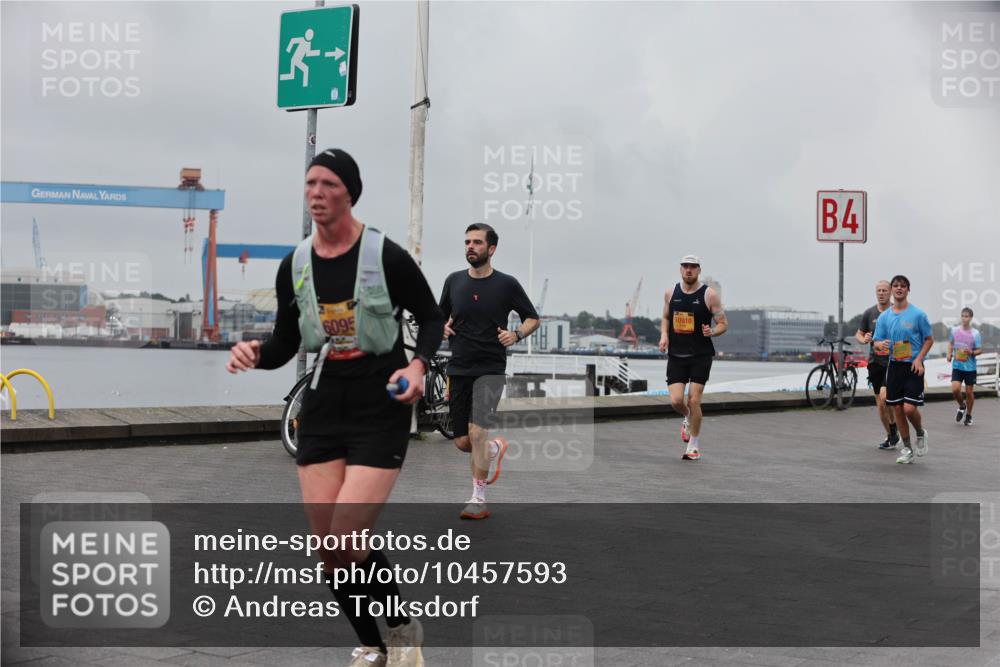13.09.2026 - Kiel Lauf Andreas Tolksdorf http://msf.ph/oto/10457593 13.09.2026 11:58:49 Kiellinie 6095, 10910, 4 meine-sportfotos.de