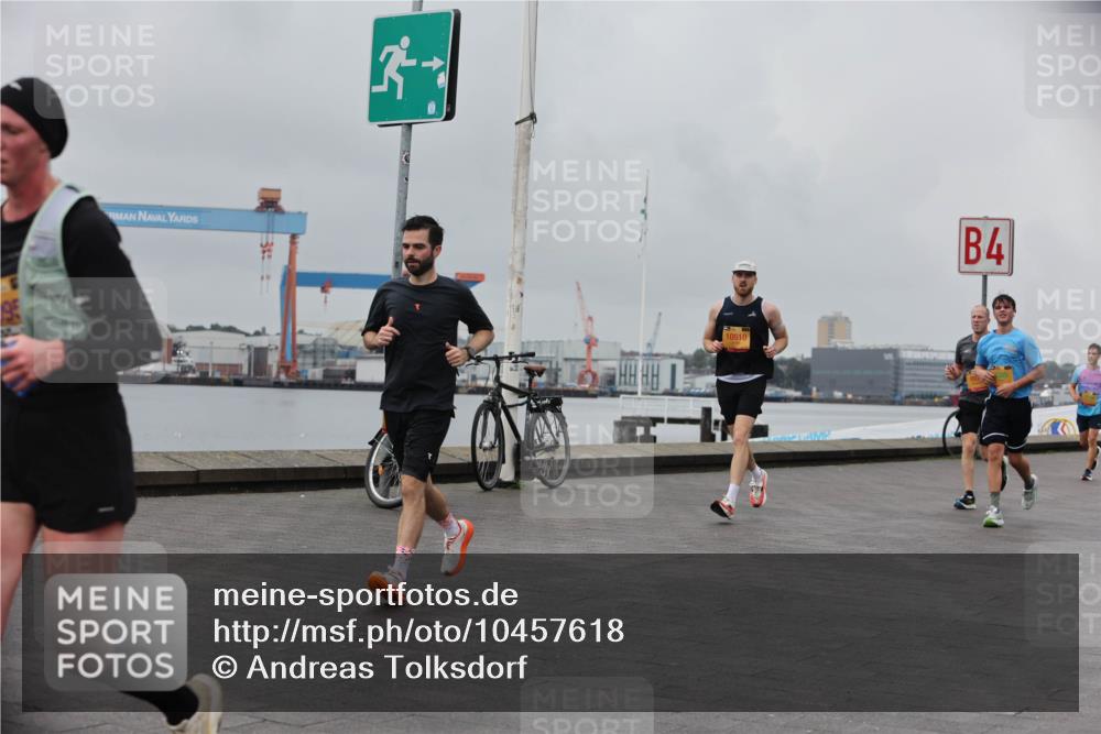 13.09.2026 - Kiel Lauf Andreas Tolksdorf http://msf.ph/oto/10457618 13.09.2026 11:58:49 Kiellinie 10910, 4 meine-sportfotos.de