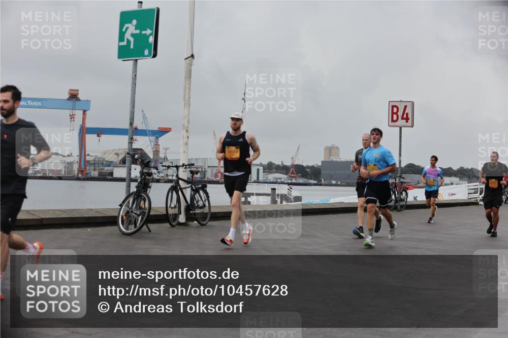 13.09.2026 - Kiel Lauf Andreas Tolksdorf http://msf.ph/oto/10457628 13.09.2026 11:58:50 Kiellinie 10910, 4 meine-sportfotos.de