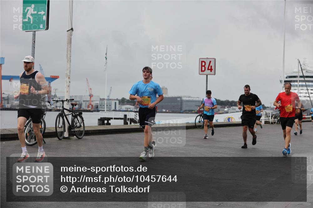 13.09.2026 - Kiel Lauf Andreas Tolksdorf http://msf.ph/oto/10457644 13.09.2026 11:58:51 Kiellinie 10910, 5395, 4, 5708 meine-sportfotos.de