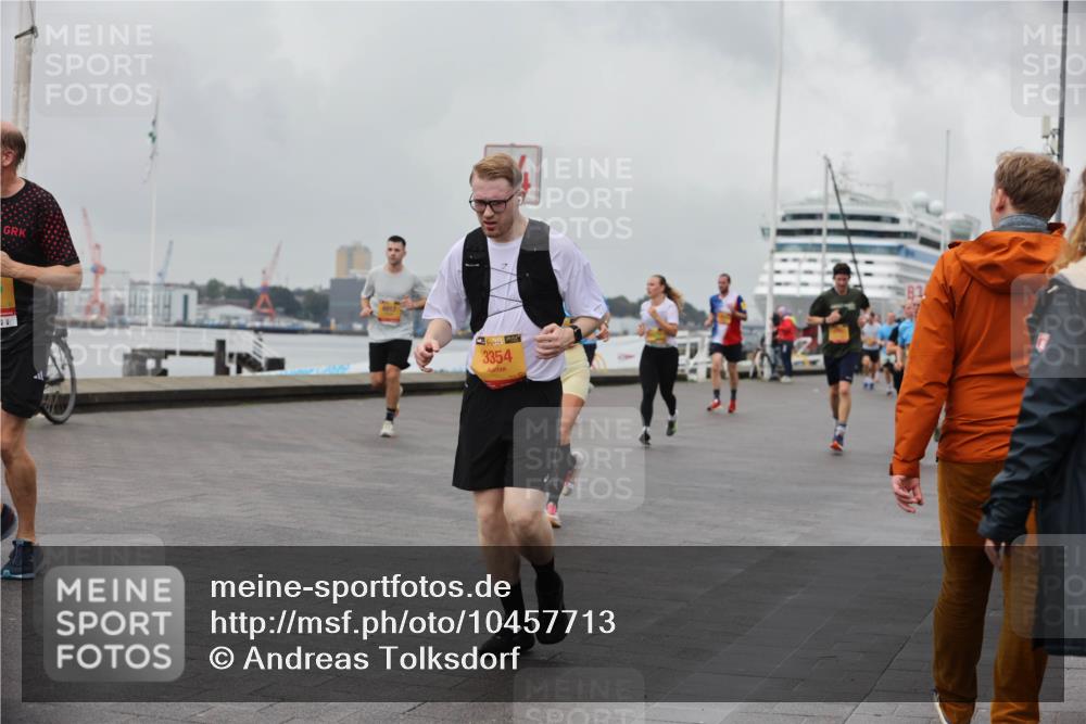 13.09.2026 - Kiel Lauf Andreas Tolksdorf http://msf.ph/oto/10457713 13.09.2026 11:59:00 Kiellinie 38, 3354 meine-sportfotos.de