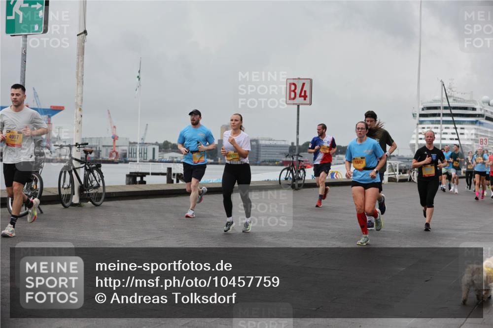 13.09.2026 - Kiel Lauf Andreas Tolksdorf http://msf.ph/oto/10457759 13.09.2026 11:59:02 Kiellinie 4917, 300, 4, 1843, 3 meine-sportfotos.de