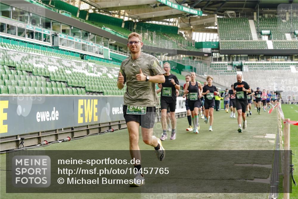 13.09.2026 - 21. swb-Marathon Bremen Michael Burmester http://msf.ph/oto/10457765 13.09.2026 12:54:03 Laufen im Stadion 102, 145, 161, 189, 201, 313, 376, 385, 461, 472, 481, 541, 560, 615, 616, 666, 675, 696, 740, 755, 816, 827, 982, 985, 987, 1053, 1056, 1076, 1207, 1252, 1297, 1419, 1433, 1445, 1468, 1528, 1542, 1551, 1631, 1658, 1664, 1704, 1707, 1814, 2043, 2055, 2280, 2350, 2362, 2390, 2401, 2422, 2454, 2499, 2623, 2701, 2733, 2801, 2820, 2824, 2858, 2870, 2882, 2913, 2922, 2962, 2971, 2997, 3012, 3054, 3206, 3236, 3241, 3356, 3357, 3362, 3413, 4605 meine-sportfotos.de