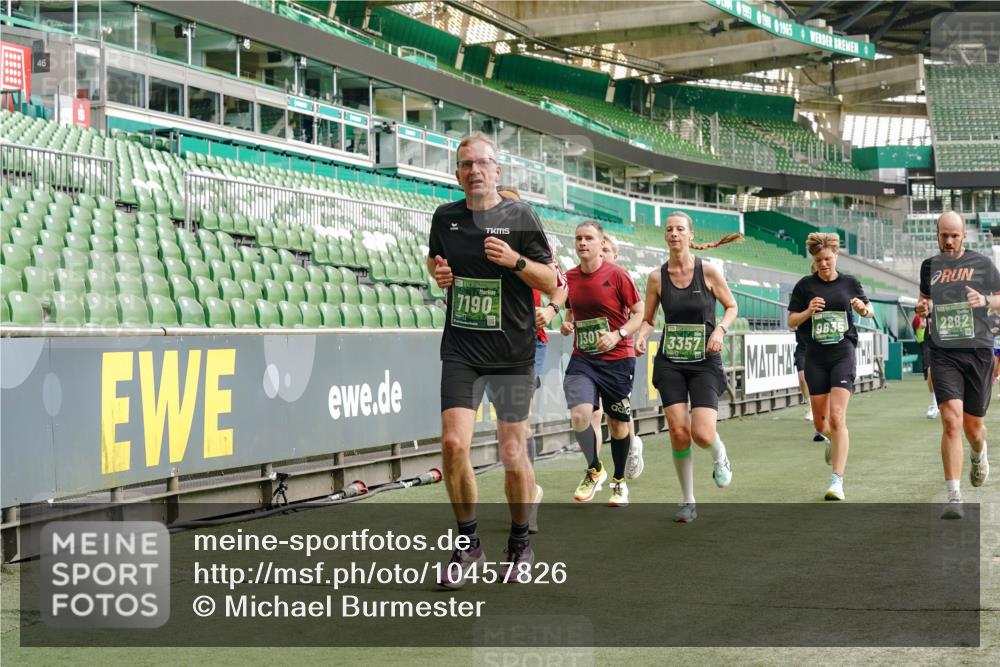 13.09.2026 - 21. swb-Marathon Bremen Michael Burmester http://msf.ph/oto/10457826 13.09.2026 12:54:05 Laufen im Stadion 102, 145, 161, 189, 201, 313, 376, 385, 461, 472, 481, 541, 560, 615, 616, 666, 675, 696, 740, 755, 816, 827, 982, 985, 987, 1053, 1056, 1076, 1207, 1297, 1419, 1433, 1445, 1468, 1528, 1542, 1551, 1631, 1658, 1664, 1704, 1707, 1814, 2043, 2055, 2280, 2350, 2362, 2390, 2401, 2422, 2454, 2474, 2499, 2623, 2701, 2733, 2801, 2820, 2824, 2858, 2870, 2882, 2913, 2922, 2962, 2971, 2997, 3012, 3054, 3134, 3206, 3236, 3241, 3356, 3357, 3362, 3413, 4605 meine-sportfotos.de