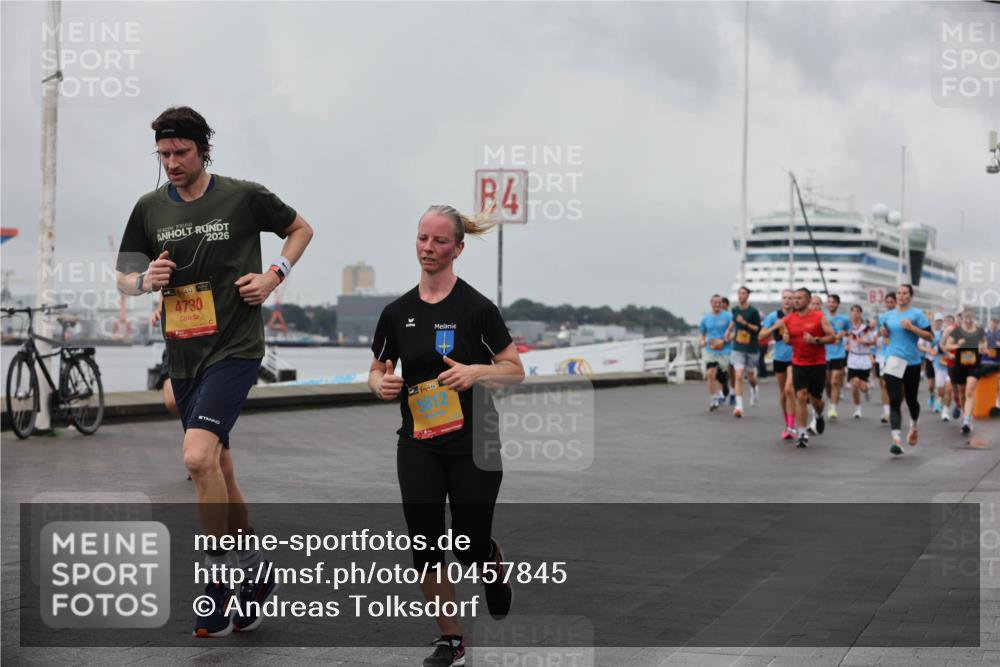 13.09.2026 - Kiel Lauf Andreas Tolksdorf http://msf.ph/oto/10457845 13.09.2026 11:59:06 Kiellinie 58429, 3060, 2026, 4730, 38, 5812, 4 meine-sportfotos.de