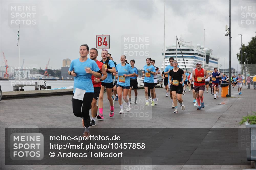 13.09.2026 - Kiel Lauf Andreas Tolksdorf http://msf.ph/oto/10457858 13.09.2026 11:59:10 Kiellinie 4 meine-sportfotos.de