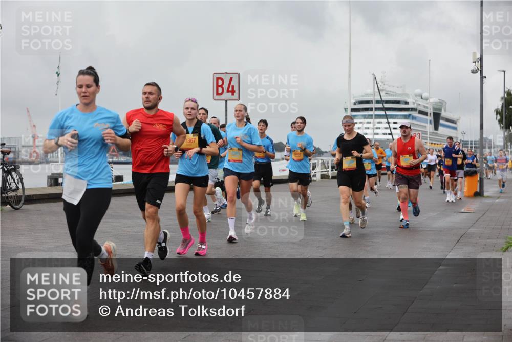 13.09.2026 - Kiel Lauf Andreas Tolksdorf http://msf.ph/oto/10457884 13.09.2026 11:59:10 Kiellinie 1367, 4, 5402, 83 meine-sportfotos.de