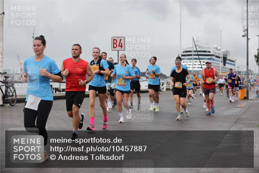 13.09.2026 - Kiel Lauf Andreas Tolksdorf http://msf.ph/oto/10457887 13.09.2026 11:59:10 Kiellinie 11367, 4, 2, 5402, 3, 81 meine-sportfotos.de