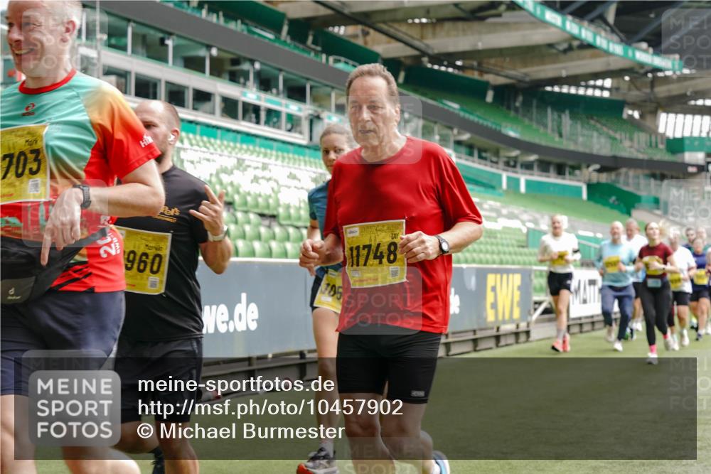 13.09.2026 - 21. swb-Marathon Bremen Michael Burmester http://msf.ph/oto/10457902 13.09.2026 10:33:40 Laufen im Stadion 10018, 10067, 10078, 10166, 10177, 10184, 10203, 10211, 10226, 10236, 10240, 10243, 10249, 10254, 10256, 10297, 10300, 10322, 10355, 10356, 10365, 10372, 10374, 10379, 10383, 10394, 10408, 10410, 10415, 10423, 10428, 10460, 10486, 10494, 10530, 10550, 10565, 10578, 10604, 10668, 10670, 10673, 10675, 10687, 10690, 10691, 10699, 10700, 10707, 10721, 10728, 10745, 10749, 10750, 10771, 10772, 10787, 10788, 10794, 10809, 10828, 10857, 10914, 11126 meine-sportfotos.de