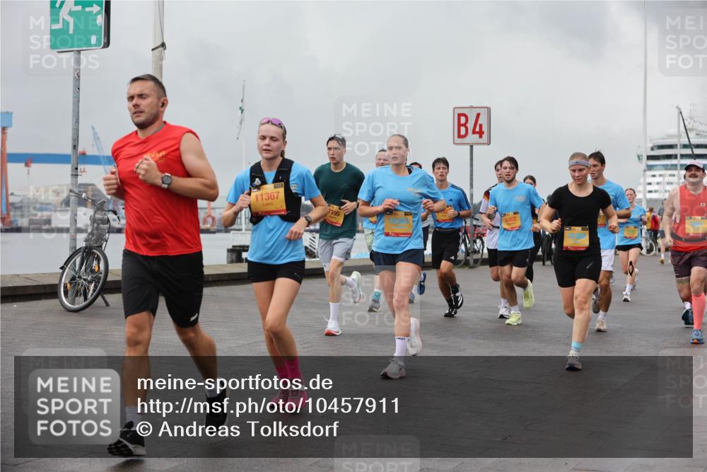 13.09.2026 - Kiel Lauf Andreas Tolksdorf http://msf.ph/oto/10457911 13.09.2026 11:59:11 Kiellinie 4, 11367, 7395, 5402 meine-sportfotos.de
