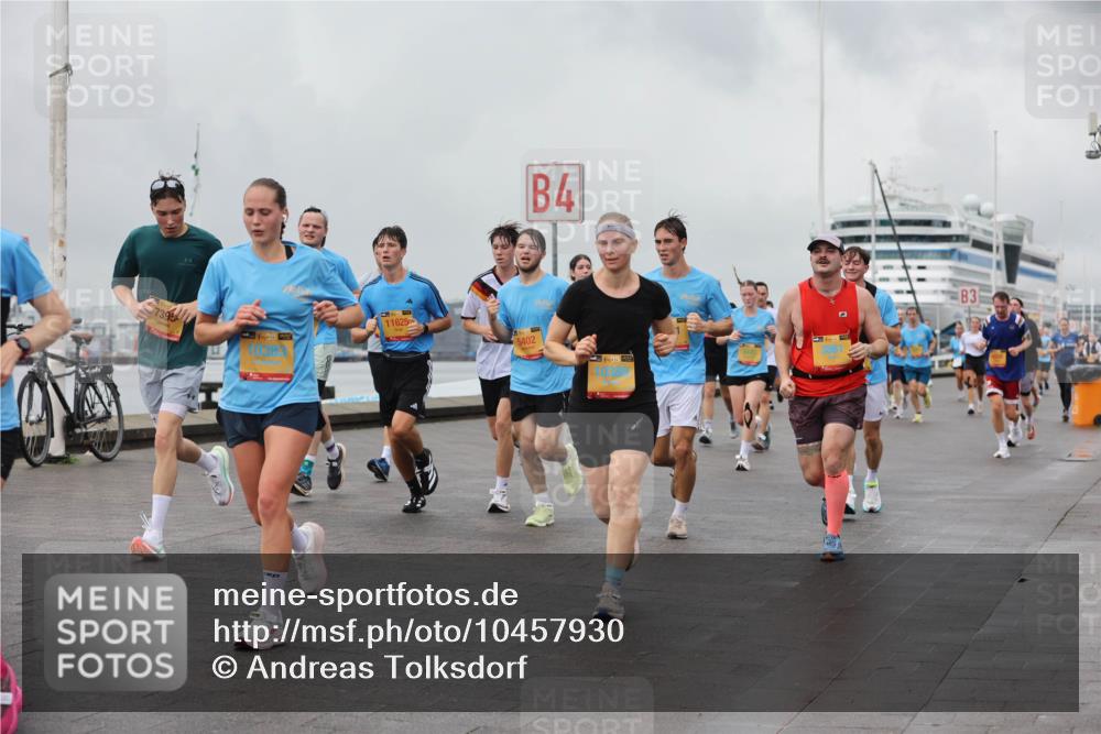 13.09.2026 - Kiel Lauf Andreas Tolksdorf http://msf.ph/oto/10457930 13.09.2026 11:59:12 Kiellinie 4, 7395, 11625, 5402, 3861, 3 meine-sportfotos.de